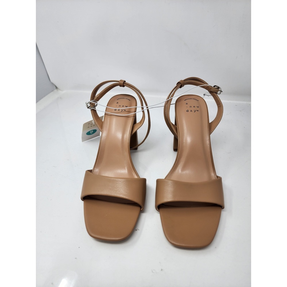 A New Day Womens Haley Block Heel Sandals‎ Tan Faux Leather Casual Size 8W